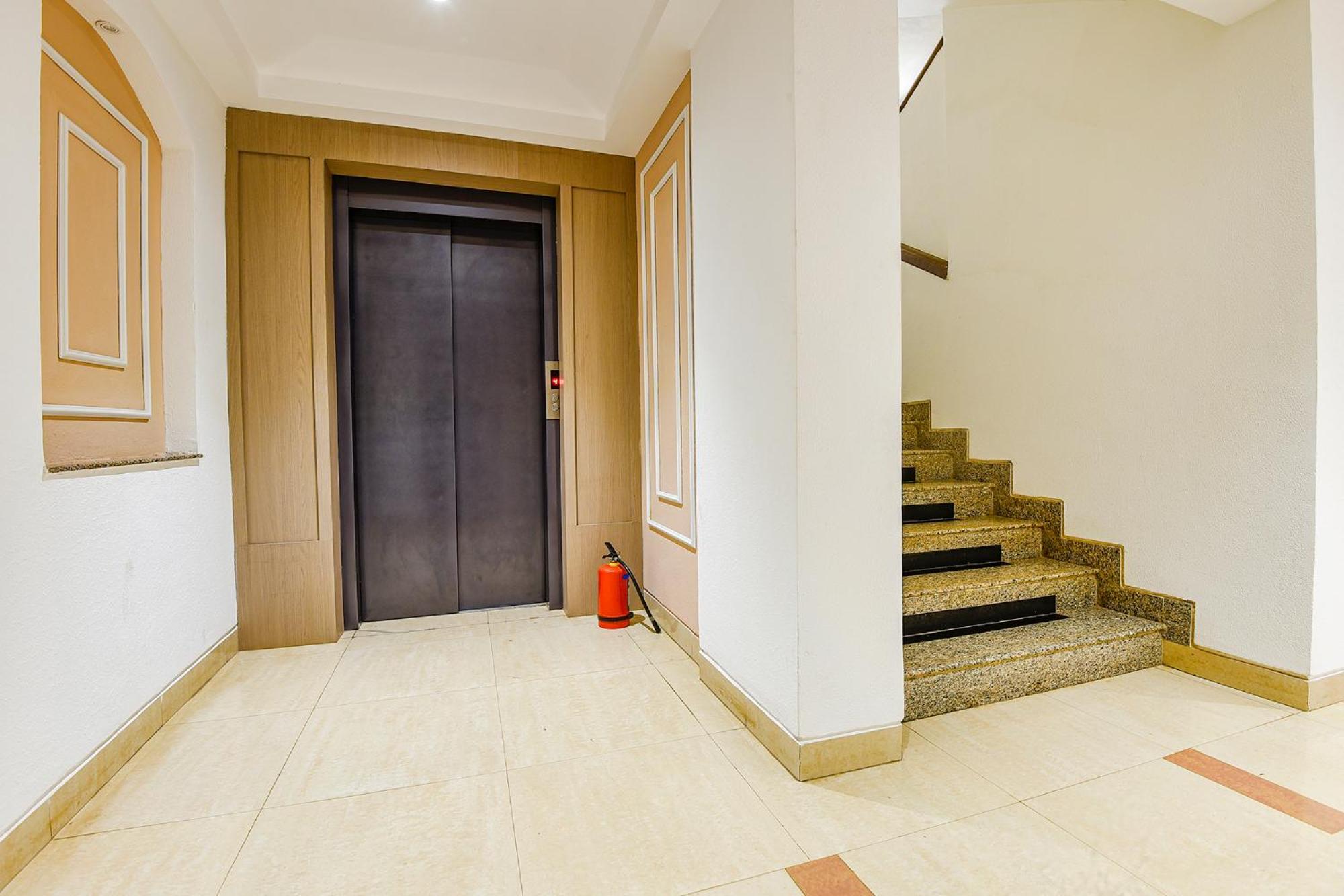 Fabhotel Prime Supreme - 700M From Vasco Da Gama Railway Station Marmagao Exterior photo