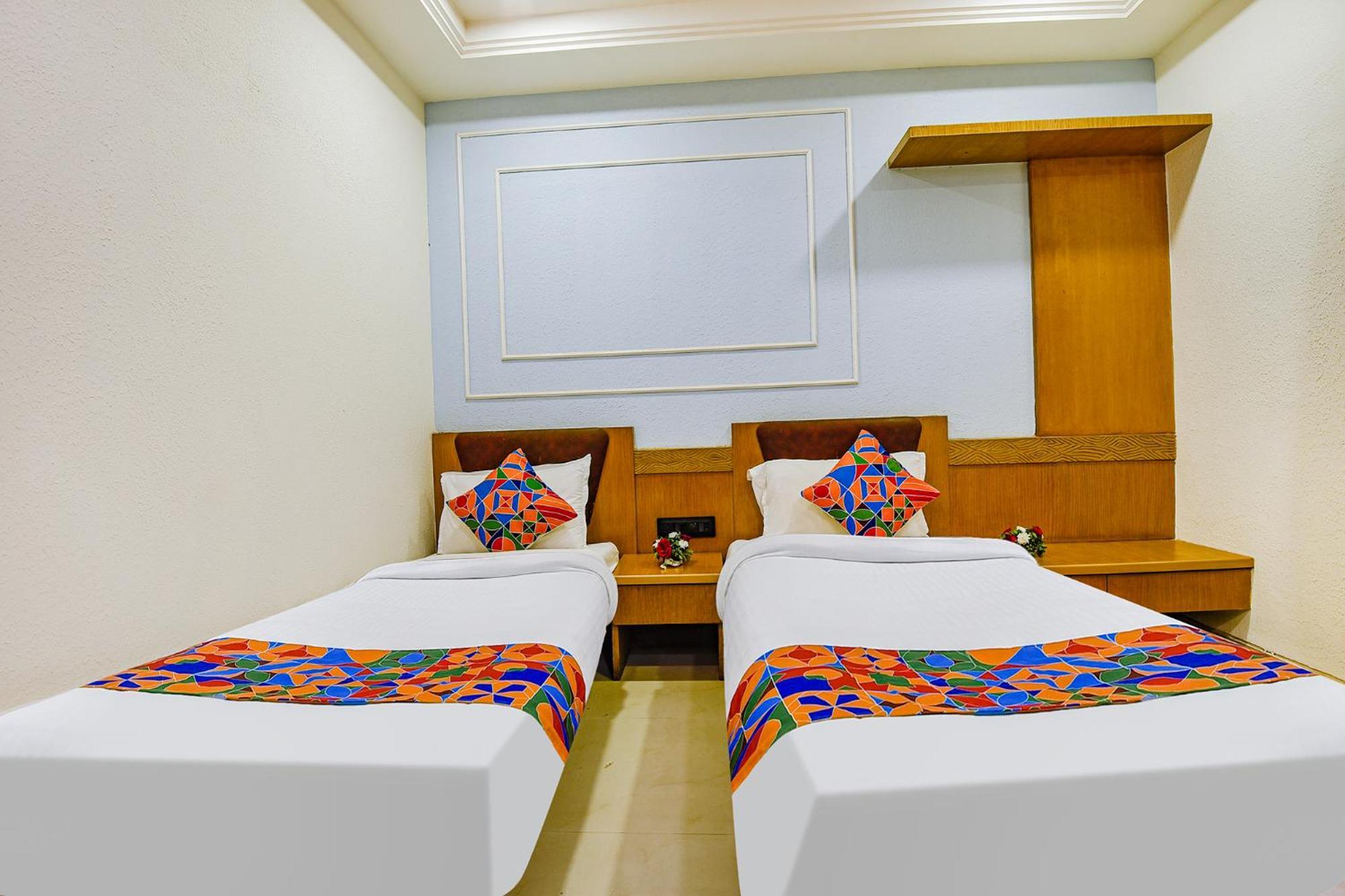 Fabhotel Prime Supreme - 700M From Vasco Da Gama Railway Station Marmagao Exterior photo